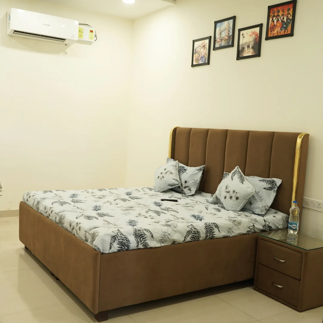 Floor 2 - Bedroom 2